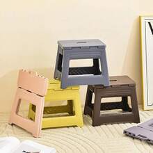 折叠凳，可折叠超轻坚固可调节塑料脚凳，具有防滑纹理，适用于家庭、厨房、浴室、卧室、便携式户外旅行钓鱼椅，防滑多功能小凳子，易于存放 - 多种颜色可供选择。