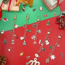 42/62 piezas Kit de fabricación de llaveros de Navidad DIY, Llaveros personalizados DIY para mujeres, Fabricación de joyas artesanales, Incluye colgantes de aleación de zinc al azar, Llaveros, Cadenas de extensión, Anillas y alicates de joyería, Accesorios de joyería DIY creativos, Adecuado para regalos navideños