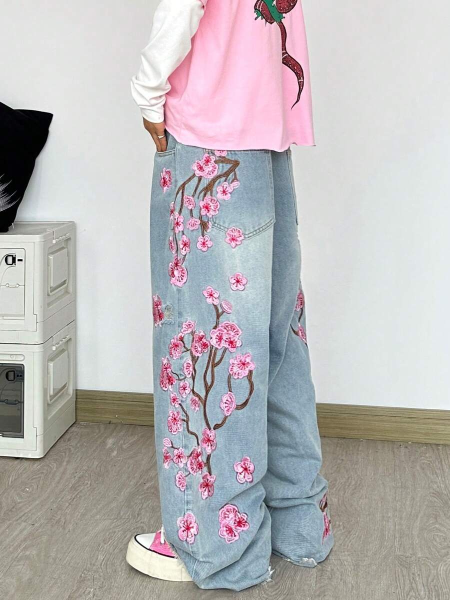 1pc Korean Casual Street Style Embroidered Washed Light Blue Loose Fit Wide Leg Jeans For Men, Versatile All-Season Couple Matching Pants (Excluding Belt/Accessories) - Blue - View 1