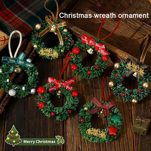 1pc Mini Christmas Decorative Wreath Pendants, Car Hanging Bells, Christmas Tree Decorations, Atmosphere Window Display Hanging Ornaments, Mini Christmas Wreath Pendants, Christmas Atmosphere Props(The Style In The Picture Will Be Sent Randomly)