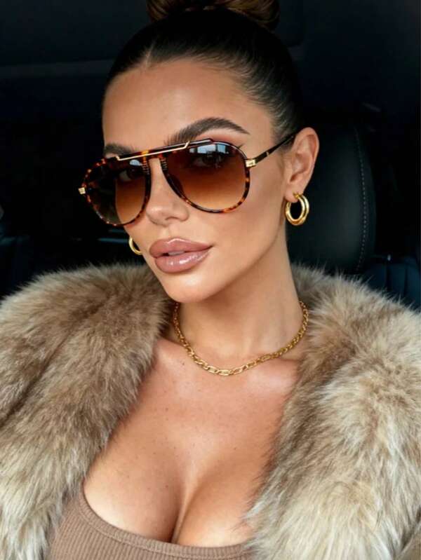 1 PC Women Frame Fashion Glasses, Fashionable Beach Accessory For Summer Shades Casual Style Oversized Aviator Frame For Going Out Outfit Metal Fashion Glasses