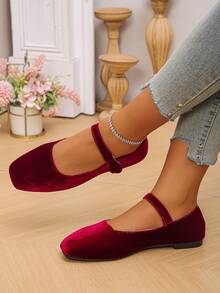 2025 New Fashion Strap Buckle Square Toe Low Heel Green Women's Flat Shoes, Comfortable Soft Bottom Low Vamp Autumn Shoes, Mary Jane Flats, Elegant For Daily Wear, Suede Green Ballet Flats