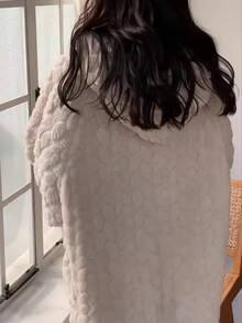 Bata de estar por casa de felpa jacquard de color sólido, bata con capucha de manga larga con botones, de corte holgado con bolsillos, ropa de estar por casa para mujer - Beis - Ver 6