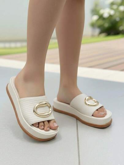 Sandália Feminina Plataforma Flat Trice Juta Lançamento Verão Detalhe Aplique Metalizado OFF