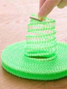 1 pieza Tendedero retráctil portátil, tendedero de camping ajustable, secadora de ropa interior/exterior, artículo del hogar. Esta cuerda de tender elástica y expansible es adecuada para el patio trasero, las vacaciones y el balcón del hotel, es conveniente de llevar, una opción ideal para acampar en vacaciones, un imprescindible para vacaciones, accesorio de viaje, esencial para vacaciones de verano. - Multicolor - Ver 6