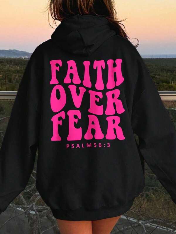 Sudadera con capucha con bolsillo canguro y eslogan impreso "LOVE JOYY" para mujer, "FAITH OVER FEAR PSALM 56: 3", de manga larga