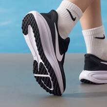 Giày chạy bộ REVOLUTION 8 EASYON mới 2025 dành cho nữ, thoáng khí, dễ mang, HQ2415-001 - màu đen - Xem 5