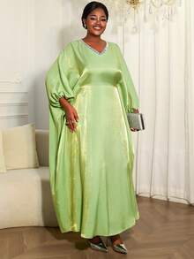 Modest Long Sleeve V Neck African Dress With Batwing Sleeves Sequin Embellishment