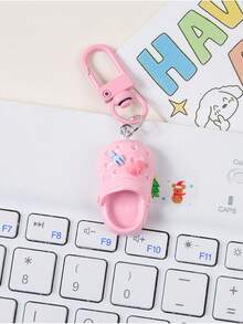 "Móc khóa mini nhiều màu sắc: Được chế tác tinh xảo, những phụ kiện đáng yêu này có thiết kế thu nhỏ dễ thương với màu sắc rực rỡ cùng các chi tiết tinh tế, hoàn hảo để thêm nét vui tươi và phong cách cho chìa khóa hoặc túi xách của bạn." - Nhiều màu - Xem 10