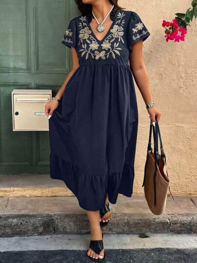 Plus Size V-Neck Embroidered Fashionable Relaxed Loose Midi Dress, Suitable For All Seasons
