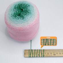 渐变色精梳棉线，60%棉，40%腈纶，220克（980码）/绞，1毫米彩虹色手工DIY钩编线，柔软抗起球，适用于编织毯子、披肩、围巾、毛衣、钩编娃娃等。 - 彩色 - 查看 9
