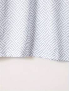 Conjunto informal de dos piezas para hombre compuesto por una camiseta de cuello redondo y manga corta y unos pantalones cortos con cordón. - Blanco - Ver 7