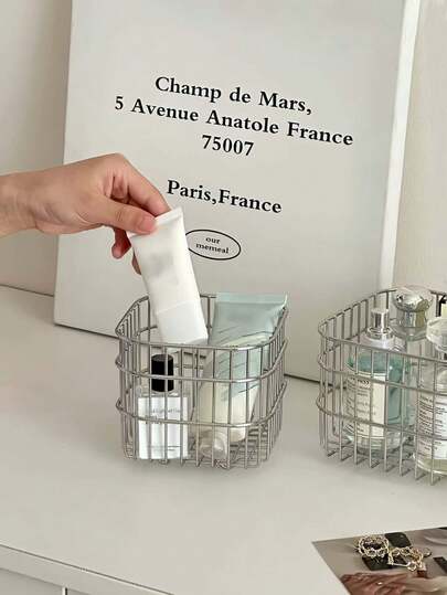 סל אחסון חוט ברזל אחד, מחזיק משחת שיניים למברשת שיניים לחדר אמבטיה, ארגונית איפור שולחנית