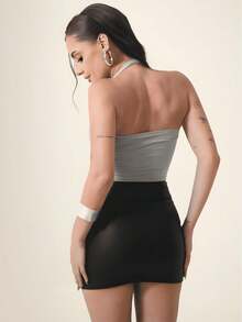 Cropped Feminino Halter em Poliamida – Top Justo, Liso, Confortável e Estiloso - Cinza - Visão 4