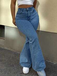 大码喇叭牛仔裤,优雅时尚,正式休闲,适合秋季穿着。这款牛仔裤款式多样,包括大码牛仔裤、女士大码牛仔裤、曲线牛仔裤、黑色牛仔裤、宽松牛仔裤、长裤、工装裤、大码牛仔裤等,适合万圣节、新年、乡村、圣诞节等休闲场合。 - 中等水洗藍 - 查看 8