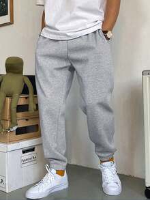 2条装青少年男童保暖内衬运动裤，柔软抗皱，适合室内、室外、运动，春、秋、冬皆宜。