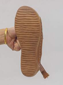 Giày sandal nữ đế dày, khóa cài, hở mũi, màu trơn, phong cách bohemian, thanh lịch, thời trang nghỉ mát, gợi cảm, sandal đế xuồng có khóa cài, thích hợp cho trong nhà, ngoài trời, bãi biển mùa hè. - màu nâu - Xem 7