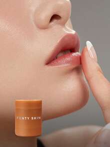 Fenty Beauty Fenty Skin 限量版闪光香料温暖肉桂咸焦糖强效修复唇膜 - 0.5 盎司/15 克 - 焦糖色 - 查看 2