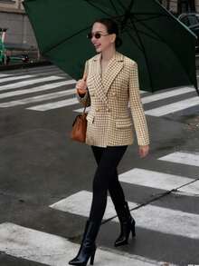 Áo khoác blazer dáng rộng tay dài họa tiết răng sói cài hai hàng khuy thời trang thanh lịch kiểu Pháp dành cho nữ vào mùa thu đông - Màu Khaki - Xem 7