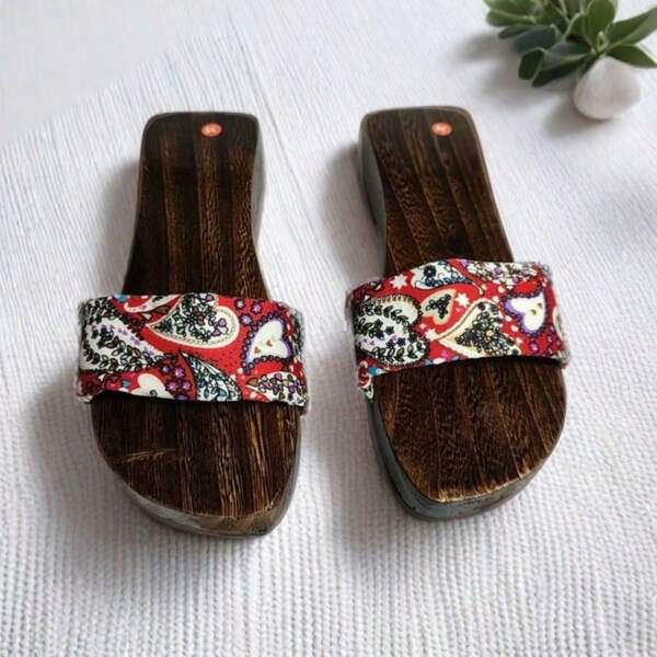 Holzclogs mit floralem Muster in Rot und bunten frischen Blumen für Frauen, Holzschuhe, chinesischer Stil Hausschuhe für den Alltag, Urlaub, alle Jahreszeiten Frühling, Sommer, Herbst, Winter, Damen Holzpantoffeln mit einem Riemen, Kimono Damen Pantoffeln, Damen Sandalen