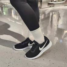 Nike Zapatillas deportivas TANJUN de verano para mujer, ligeras, de malla, transpirables, para correr - Negro - Ver 6