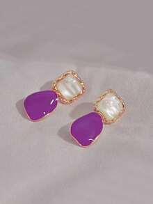 1 Pair Asymmetrical Burgundy Retro Chic Cube Earrings