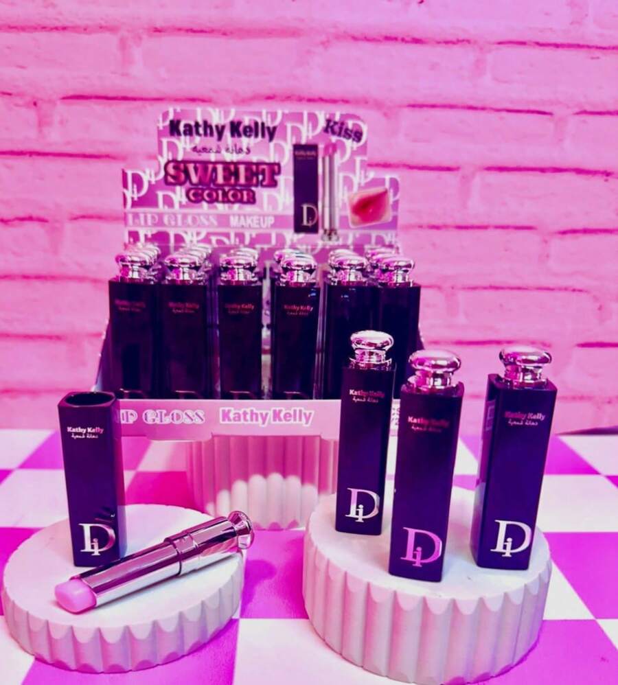 Balsamo de labios, Gloss que  Hidrata y Nutre dando un acabado jugoso y brillante. - Neutral - Ver 1