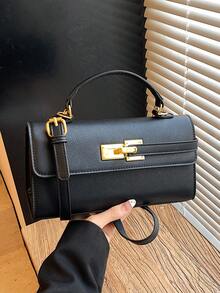 【双色宣言 | 轻奢通勤手提包套装】棕色和黑色双色 * 金色扣环锁链 | 展现现代都市旅行美学 精致的荔枝纹皮革散发着温暖的光泽，矩形轮廓再现了极简主义风格。 - 彩色 - 查看 2