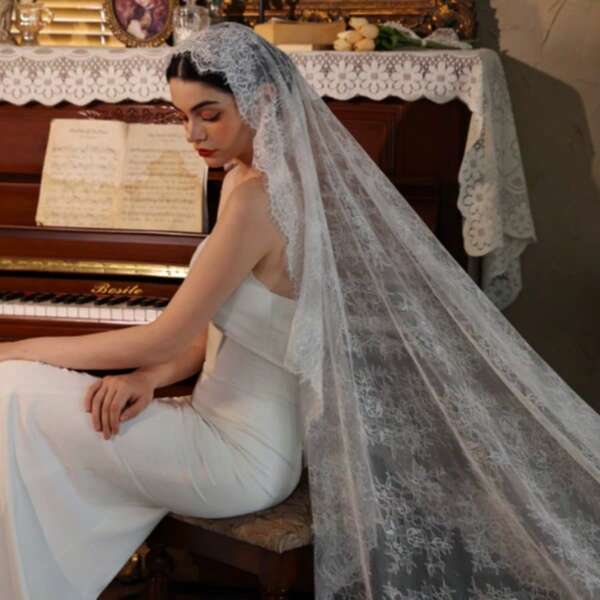 Latest Winter Lace Eyelash Bridal Veil, Vintage Ethereal Long Train Cathedral Outdoor Photoshoot Prop Headpiece