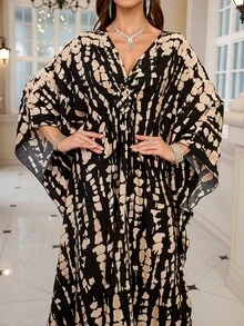 Elegant Women's Arabic Tie-Dye Print V-Neck Batwing Sleeve Long Slit Robe Vacation Spring - Multicolor - View 3