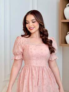 Elegant 3D Embroidered Laise Midi Dress In 100% Cotton With Puff Sleeves And Flared Skirt - Hồng phấn - Xem 4