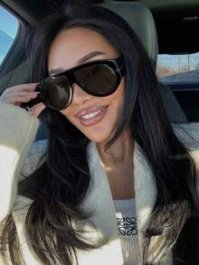 1pc Oversized European & American StylisFashion Glasseses, Fashionable Street Style Eyewear For Summer, Vacation, Travel, Beach Accessories - Black - View 2