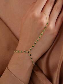 1pc Vintage Green Crystal Knuckle Bracelet, Minimalist Bohemian Style Hand Chain (Random Green Disc)