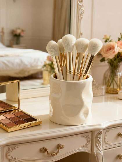 1 Stück asymmetrischer Harz Makeup Pinselhalter, unebene geprägte Oberfläche, multifunktionale Tischdekoration, Mini Vase und Aufbewahrungsbox, geeignet für Wohnzimmer, Schlafzimmer und Büro (Weiß und Lila)