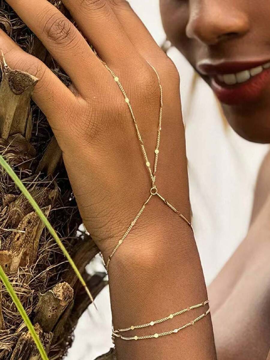 1pc Minimalist Geometric Sequin Patchwork Bracelet, Unique Design Finger Chain For Women - Flattened Circle - View 1