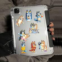 50 Stück neue Bluey Graffiti Aufkleber, süßer blauer Hund Aufkleber Dekoration für Laptop, Handy, Gitarre, Skateboard, Geburtstagsparty Geschenk