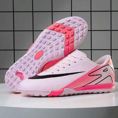 新款青少年足球鞋推荐，适合学校、学生、比赛和训练，短钉设计，耐磨防滑，抓地力强，男女通用成人款