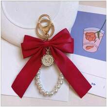1pc Gorgeous Matte Bow With Faux Pearl Keychain, Lovely Faux Pearl Beaded Bracelet, Vintage Charm, Women & Girls Wallets, Socks, Backpacks, Car Accessories, Ribbons, Pearl Pendant, Valentine's Day, Bow Keychain, School Supplies, Teacher Gifts, Back To School Teacher Essentials, Valentine's Day Bag Charm Pearl Cute Goth Y2kValentine's Day Gift - 淺褐色的 - 查看 2