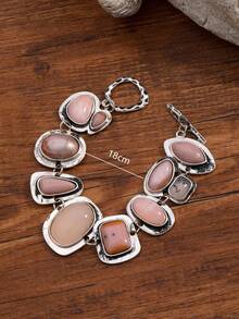 1pc Bohemian Vintage Women's Fashion Gold Metal Hollow Chain Charming Resin Statement Bracelet (Random Resin Color)