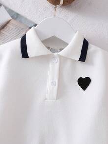 2 件年轻女孩春秋时尚百搭服装套装 - 卡通心形 Polo 衫长袖上衣 + 宽松百褶裙，休闲，适合小女孩 - 白色 - 查看 3