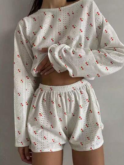 Nina Bonheur 两件套女士舒适圆领印花长袖上衣和侧开衩短裤，可爱家居服，秋冬服装