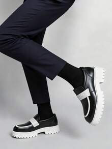 新款设计师男士一脚蹬乐福鞋，亮面漆皮，厚底，加高，复古英伦风格，价格实惠的高端感觉，适合返校、大学、毕业典礼，柔软舒适的圆头，优雅的正装鞋，男士商务/办公室通勤，休闲日常穿着，情侣/约会/派对/婚礼，新郎鞋，节日礼物，春/夏/秋季，尺码偏小，请订购大一码