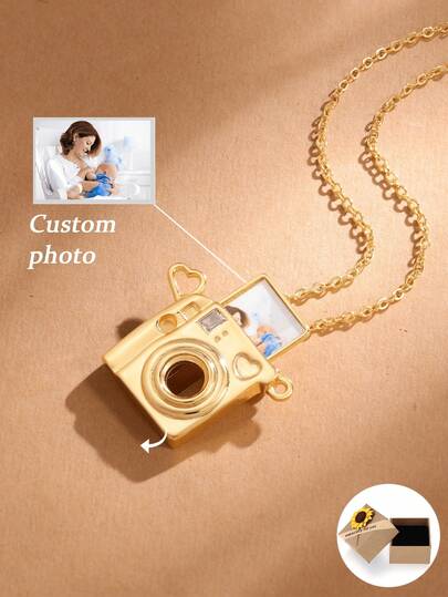 A Customizable Camera-Shaped Photo Necklace, A Special Gift For Your Girlfriend/Friend/Mother/Daughter, A Father's Day Gift, A Gift For Dad, A Photo Necklace With A Custom Chain, Suitable For Family, Couples And Pets, Suitable For Everyday Wear, Birthdays, Valentine's Day, Anniversaries And Other Occasions.