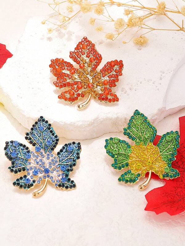1pc Fashionable Luxury Red Maple Leaf Brooch Pin, Suitable For Women's Daily Wear/Gift Accessory