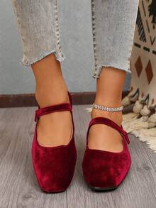 2025 New Fashion Strap Buckle Square Toe Low Heel Green Women's Flat Shoes, Comfortable Soft Bottom Low Vamp Autumn Shoes, Mary Jane Flats, Elegant For Daily Wear, Suede Green Ballet Flats