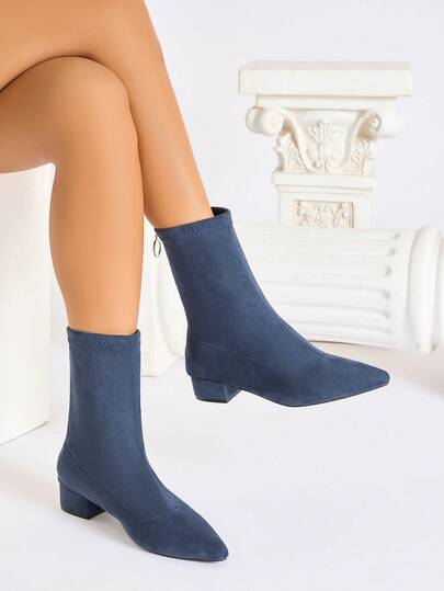 女士时尚靴子，新款时尚百搭尖头粗跟性感纯色踝靴，波尔多色