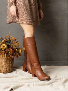Botas elegantes de media caña clásicas con remaches de tacón bajo para el día a día, la oficina y para un evento especial cómodas y resistentes con tacón antideslizante - Camel - View 3