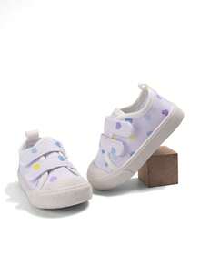 1 par de zapatillas de lona de color púrpura de estilo minimalista y fresco para niñas pequeñas con estampado de corazones de colores, cierre de dobleo, punta redonda y suela plana, cómodas y transpirables, adecuadas para asistir a la escuela diaria, actividades de jardín de infantes, compras entre padres e hijos y fiestas de cumpleaños