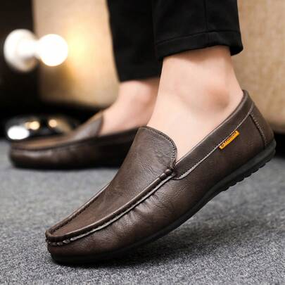 休闲乐福鞋，舒适男士乐福鞋，男士平底鞋，办公休闲风，简约设计，一脚蹬，日常穿着，男士时尚