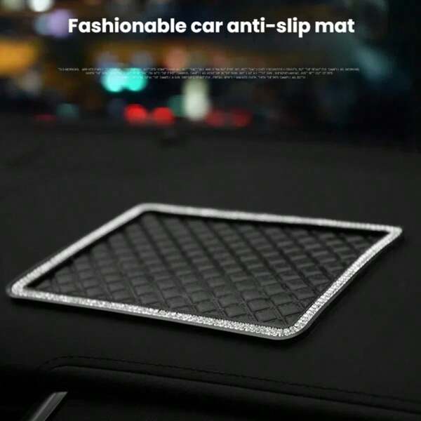 Tapis antidérapant pour tableau de bord de voiture pour téléphone portable, porte-clés, lunettes de soleil, support. Nouveau tapis fait main avec cristaux et strass pour navigation et téléphone portable (noir).